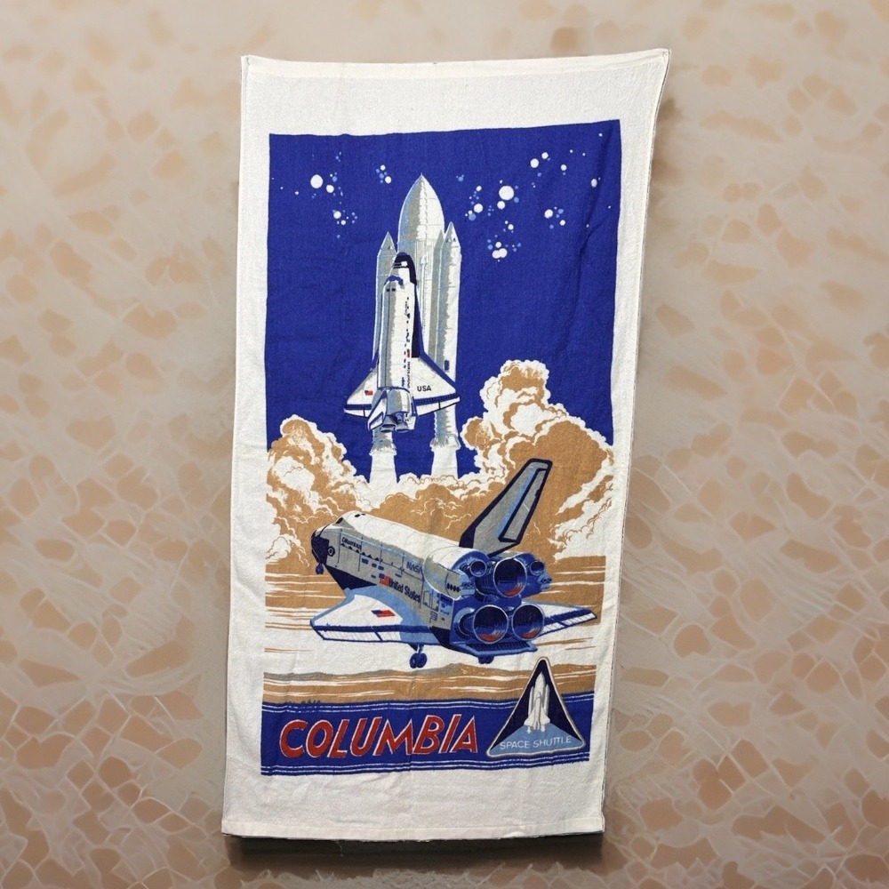 Columbia Space Shuttle Beach Towel NASA 30x59 Cotton Rocket Launch Vintage